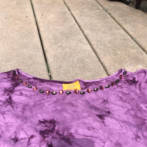 TIE DYE EMBELLISHED  3/4 SLEEVE TOP Ruby Rd - Picture 4 of 6